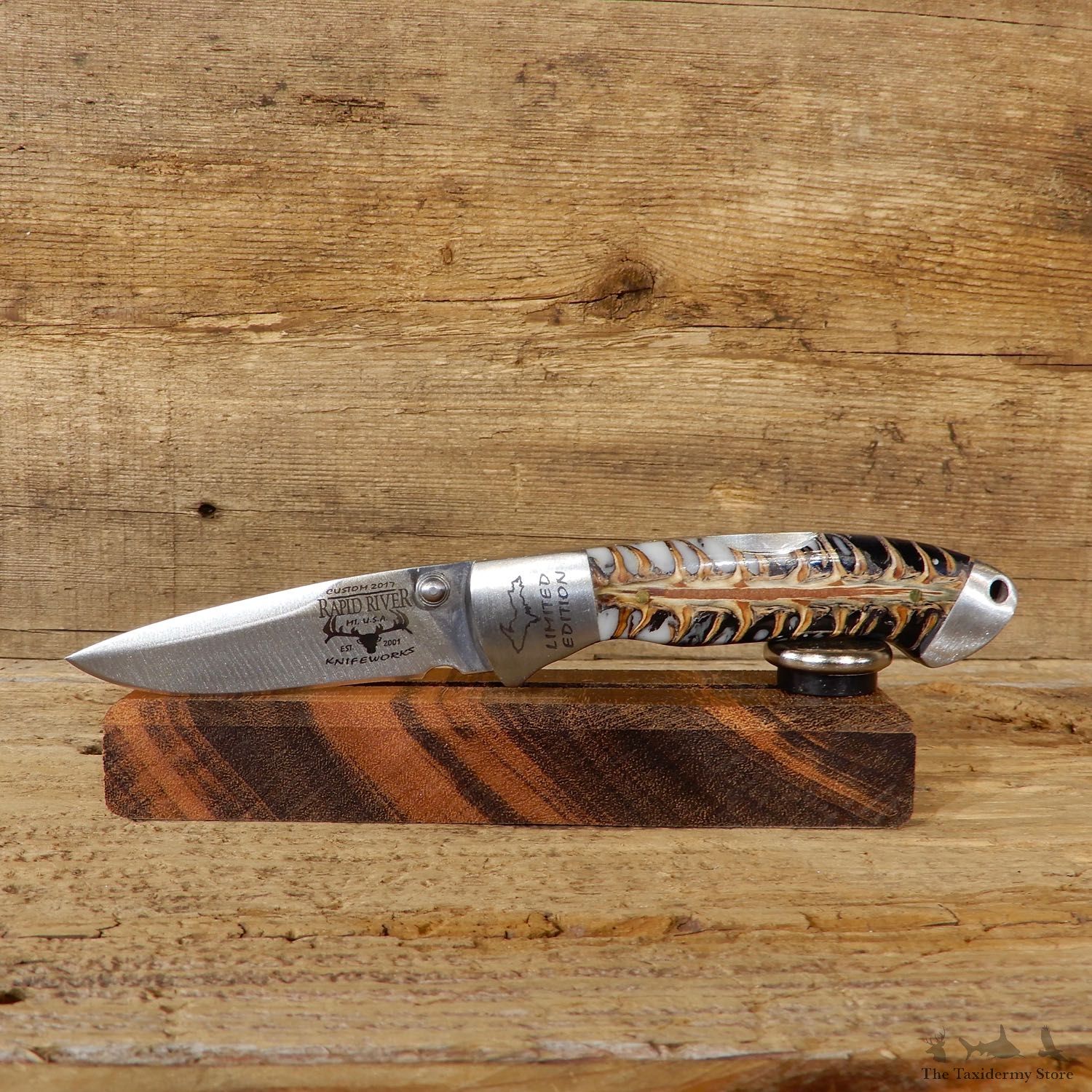 Folding Pocket Clip Knife with Genuine Pinecone Handle For Sale #19230 @ The Taxidermy Store